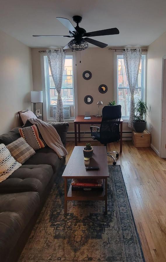 Bright & Cozy East Williamsburg 2 Bedroom นิวยอร์ก ภายนอก รูปภาพ