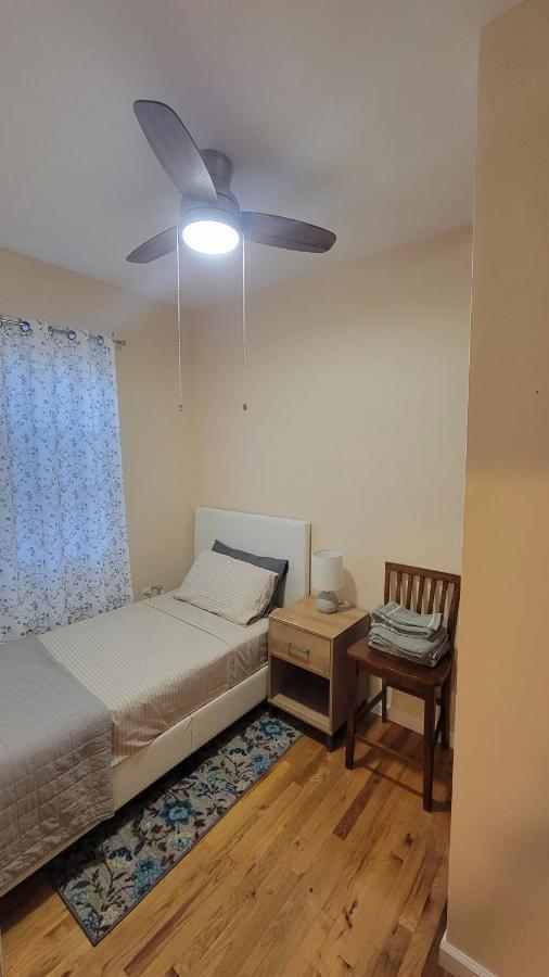 Bright & Cozy East Williamsburg 2 Bedroom นิวยอร์ก ภายนอก รูปภาพ